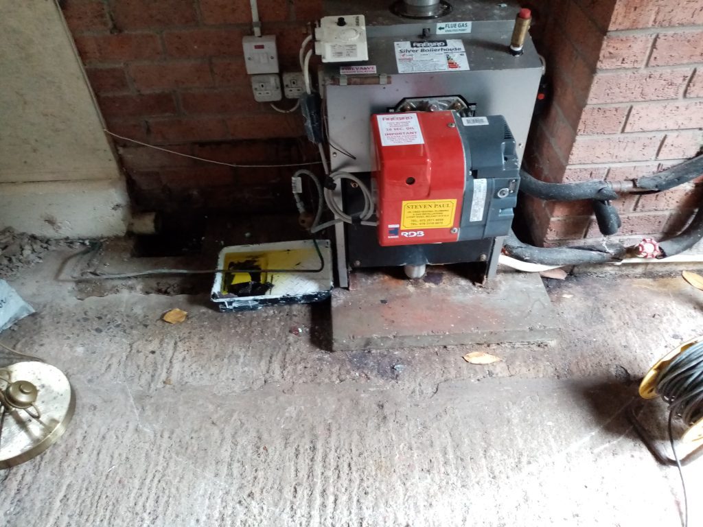 How To Clean Up Oil Spills On Concrete Gaea Environmental